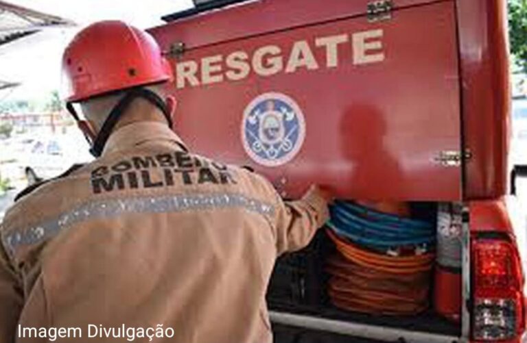 Corpo de Bombeiros Realiza Buscas por Menino Desaparecido em OLinda Corpo de Bombeiros Realiza Buscas por Menino Desaparecido em OLinda