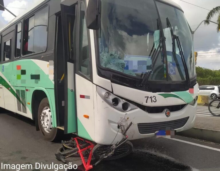 Ciclista MORRE EM cOLISÃO COM Ônibus na Br-101 en Igarassu