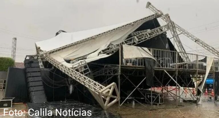 Vendaval destrói estrutura de palco e cancela show de Tayrone em Sátiro Dias Vendaval destrói estrutura de palco e cancela show de Tayrone em Sátiro Dias