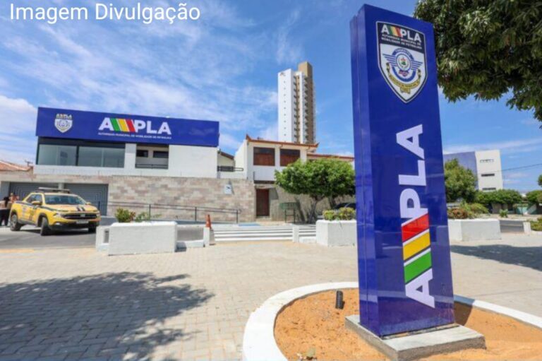 AMMPLA Alerta: Cuidados Essenciais para Dirigir com Segurança Durante as Chuvas Petrolina AMMPLA Alerta: Cuidados Essenciais para Dirigir com Segurança Durante as Chuvas Petrolina