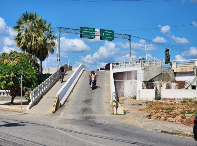 Travessia Urbana: Cronograma de Interdições na Rampa de Ponte Presidente Dutra Travessia Urbana: Cronograma de Interdições na Rampa de Ponte Presidente Dutra