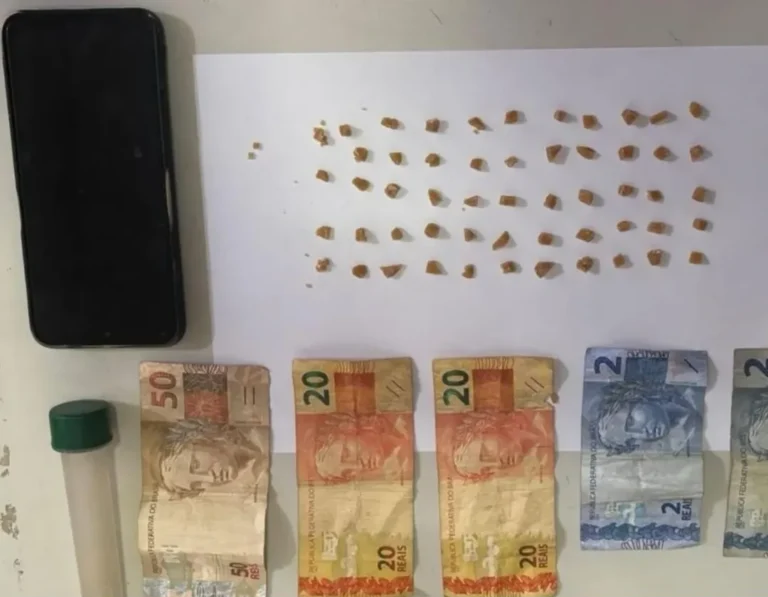 PMBA prende suspeito de Tráfico em Juazeiro-Ba PMBA prende suspeito de Tráfico em Juazeiro-Ba