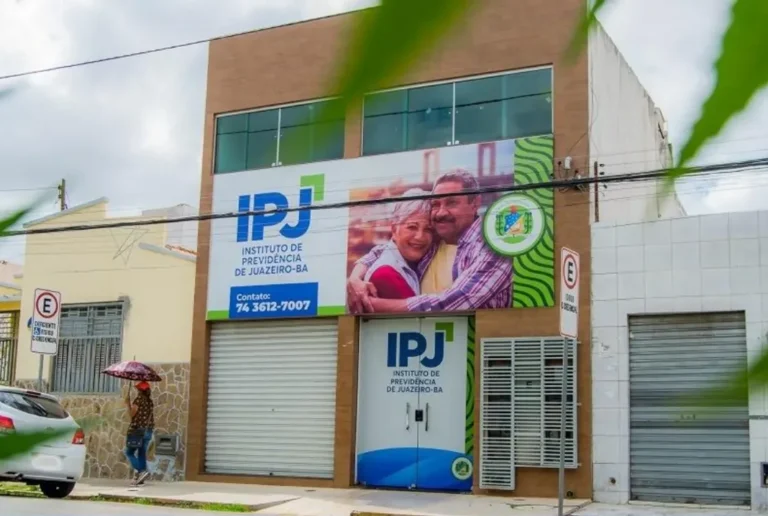 Juazeiro Ba: reajuste de 8% para Professores Aposentados Juazeiro Ba: reajuste de 8% para Professores Aposentados